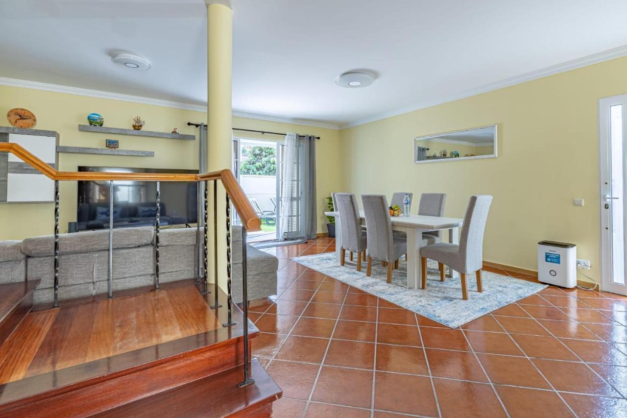 Flowers Island House 4 Canico  Bagian luar foto