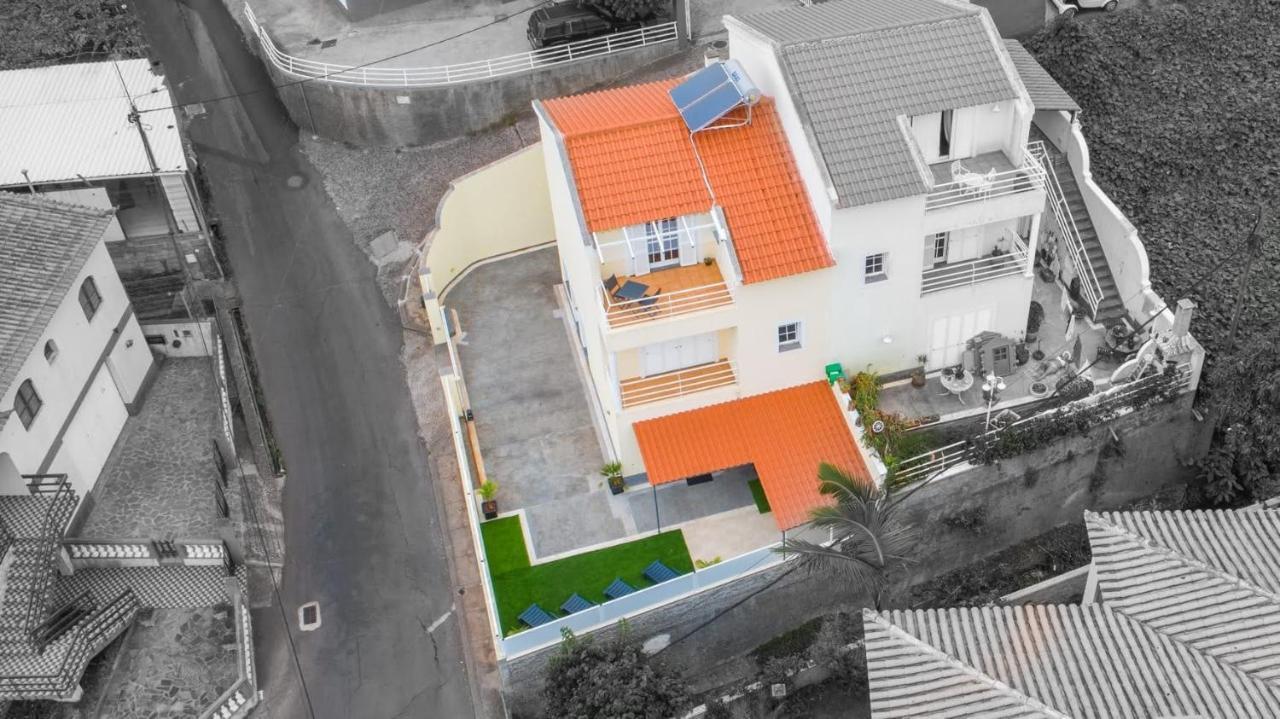 Flowers Island House 4 Canico  Bagian luar foto