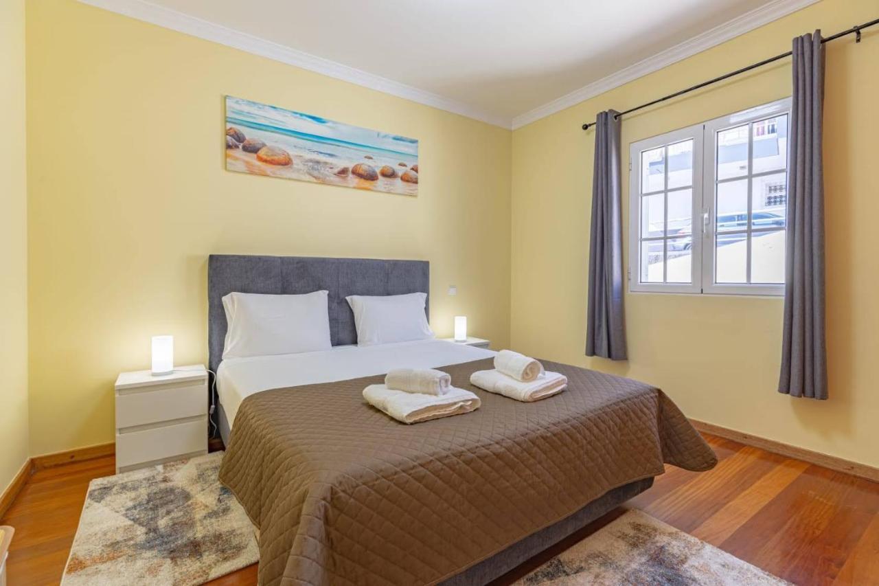 Flowers Island House 4 Canico  Bagian luar foto